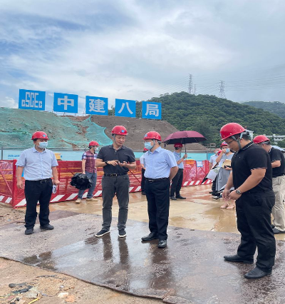 20220809區(qū)委常委、常務(wù)副區(qū)長(zhǎng)谷更軍_調(diào)研西坑糧食儲(chǔ)備庫(kù)項(xiàng)目.jpg